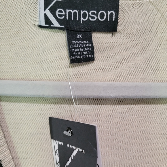 Women's Elegant Cream Cardigan - Picture 4 of 12